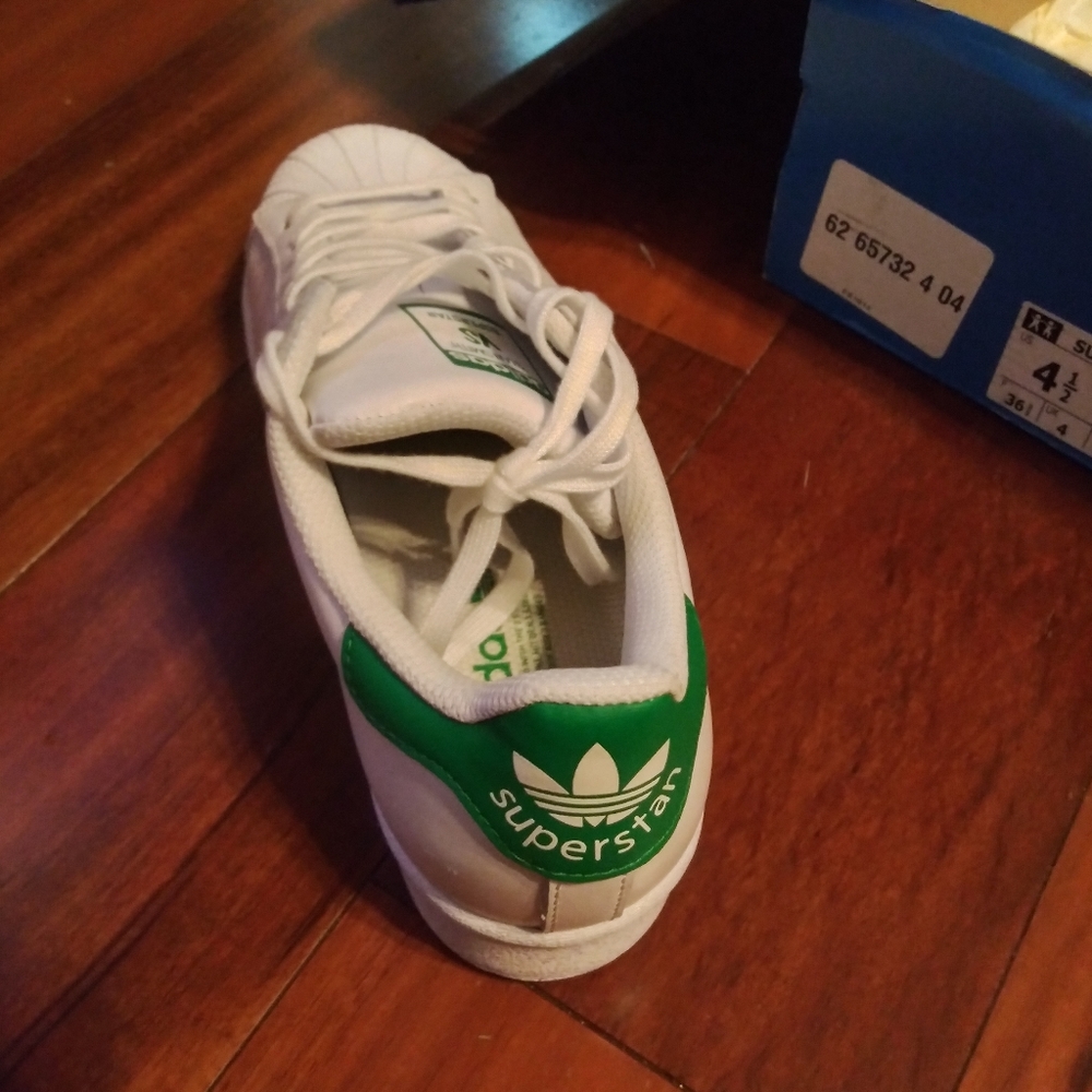 Adidas - Picture 2 of 3